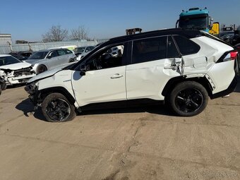 Toyota Rav 4 2.5i HYBRID 4x4 aut. Selection 2020 - 6