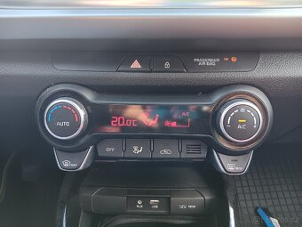KIA RIO 1,2i r.v. 7/2019, 75871km - 6
