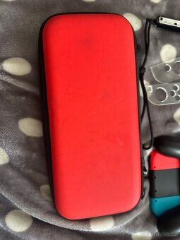 Nintendo Switch - Neon Red&Blue Joy-Con - 6