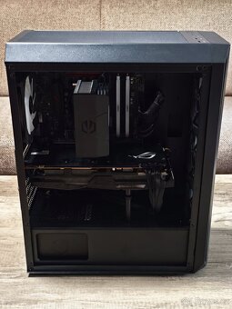 Herní PC / i5-8400 / ROG STRIX 5700 XT / 16GB DDR4 / Win 11 - 6