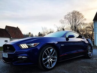 Ford mustang 5gt - 6