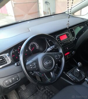 Prodám Kia Carens 1.7crdi 104 kW rvát. 2018 - 6