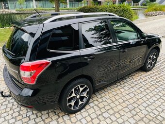 Subaru Forester 2.0i 4x4 AUT 1MAJITEL TAŽNÉ SERVISKA - 6