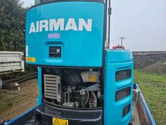 Prodám minibagr Airman AX26U - 6