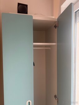 Ikea divčí ruzova a chlapecká mintova skříň - 6