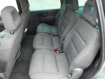 Volkswagen Sharan 2.0 TDi 7 místný - 6