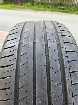 YOKOHAMA BLUEARTH GT 245/40 R19 Letní - 6