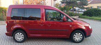 VW Caddy 1,6-75kw-benzín - 6