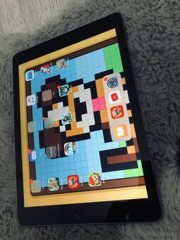 APPLE IPAD AIR 16 GB - 6