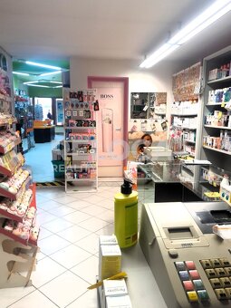 Pronájem obchodních prostor, 75m2, Slaný, Soukenická, výloha - 6