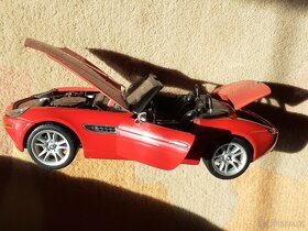 1:18 BMW Z8 , MAISTO - 6