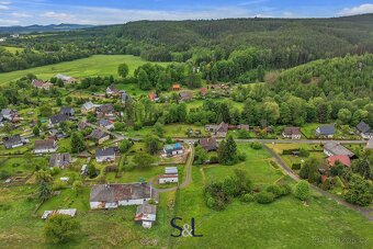 Prodej pozemku pro bydlení, 828 m2 - Velenice, ev.č. 01268 - 6