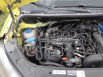 Vw Caddy 1.6 TDi 66kw - 6