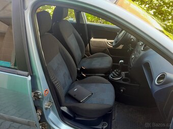 Ford Fiesta 1,3i 51KW - 6