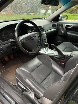 Volvo S60 2.4i (103 kW) – bez koroze, nová STK, motoricky vý - 6
