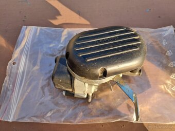 Nádrž,  karburátor, italská Babetta - 6