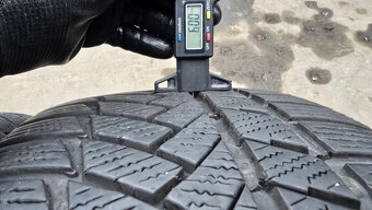 Zimní pneu 245/45/18 Continental Run Flat - 6