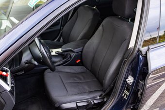 BMW Rad 3 318d GT 100kW / TOP STAV / Sezónne prezutie / - 6