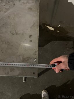 Ocelový stůl/ponk - 6