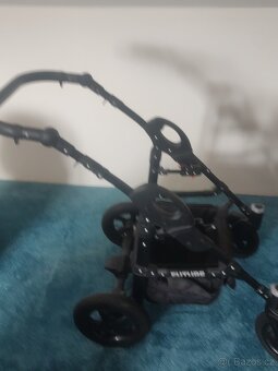 Kočárek plus golfky - 6