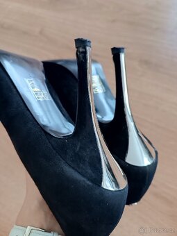 Semišové lodičky Guess - 6