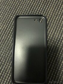 Kryty na iPhone 8 - 6