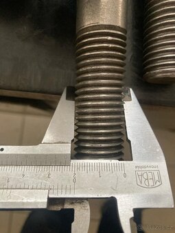 upínky - kameny - šrouby - 6