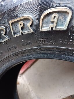 235/75/15 - 6