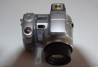 SONY DSC- H7 - plně funkční- Optika Karl Zeiss - 6