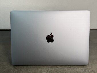 MacBook Pro 13'' 2020 / i5 16GB / 512GB SSD / Space Gray - - 6