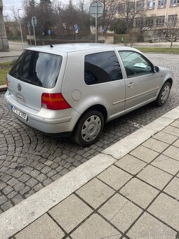 Volkswagen golf - 6