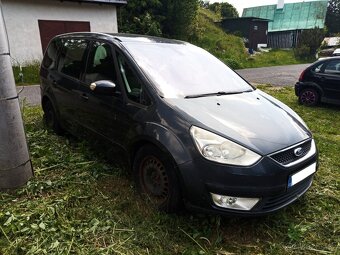 Prodám nepojízdný Ford Galaxy 2.0 TDCi 96 kW 7 míst - 6