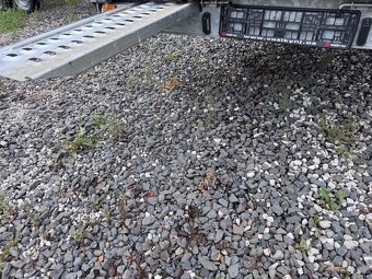 Přívěsný vozík 500x195cm, 3000kg, nájezdy, 130km/h - 6