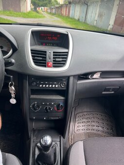 Peugeot 207 - 6