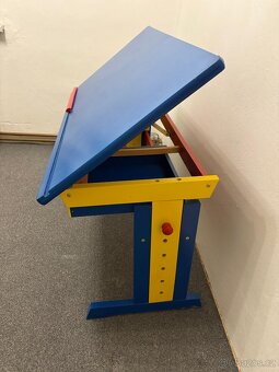 Rostoucí psací stůl pro děti - 6