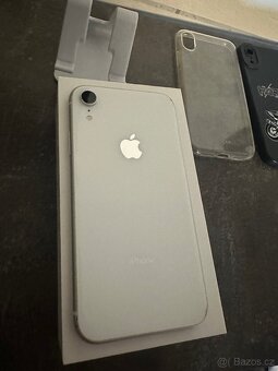 IPHONE XR white 64gb - 6