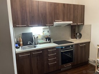 Pronájem zrekonstruovaného bytu 1+1 v ul. Thomayerova v Ústí - 6