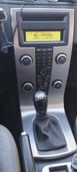 Prodám Volvo V50 1.6D - 6