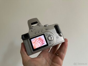 Panasonic Lumix DMC FZ20 Stříbrný - 6