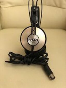 AKG K140 - 6