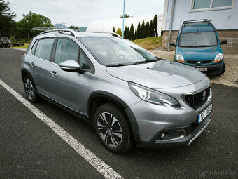 Peugeot 2008 1,2i - 6