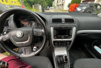 Škoda Octavia 2 1.6 TDi elegance - 6