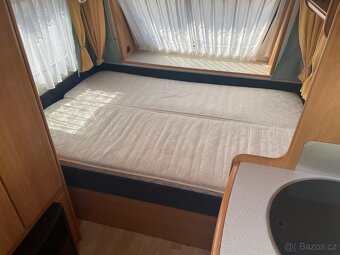 PRODÁNO Hobby Excellent 400, 4 osoby, bojler, pevná postel - 6