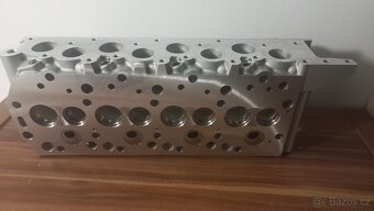 Hlava motoru Kia,Hyundai 2,5 TD 4D56 Nová - 6