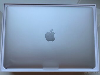 Apple MacBook 12" 2017 Silver 1,3 GHz Intel i5 8GB 512GB - 6