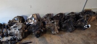 Díly CRX 2,3G Civic 4G - 6