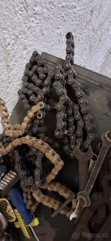 Prodám suzuki dr 600 nepojizdna - 6