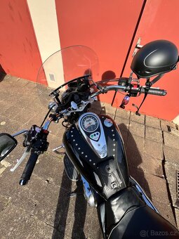 Kawasaki VN 900 - 6