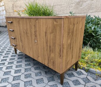 Moderní "retro" komoda, skříňka, prádelník - 6