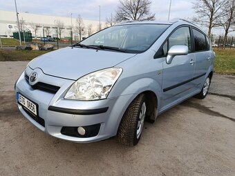 Toyota Corolla verso 1.8 Benzín + Lpg - 6